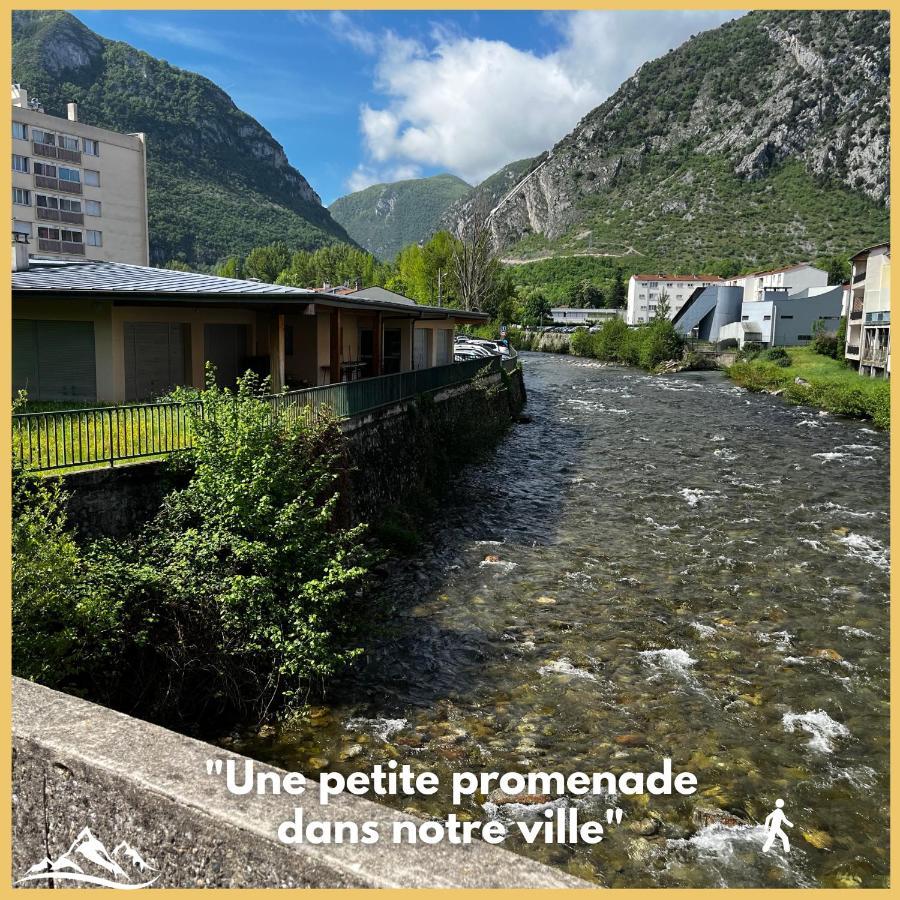 Beau Petit Appartement Au Coeur De L'Ariege. Tarascon-sur-Ariège Extérieur photo